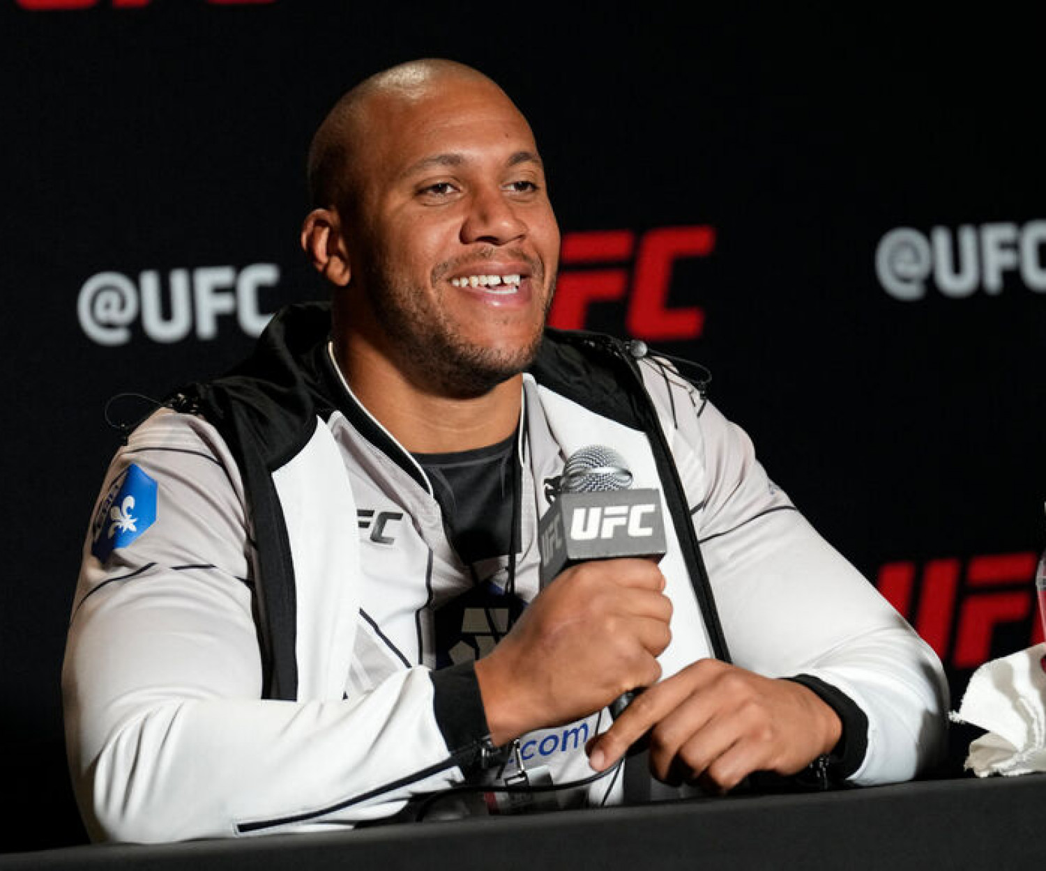 Cyril Gane meets with the press following Vegas 67 at UFC Apex for UFC Fight Night - Vegas 67 - Strickland vs Imavov - Event on January 14, 2023 in Las Vegas, NV, USA. Photo by Louis Grasse/PxImages/ABACAPRESS.COM - Photo by Icon sport